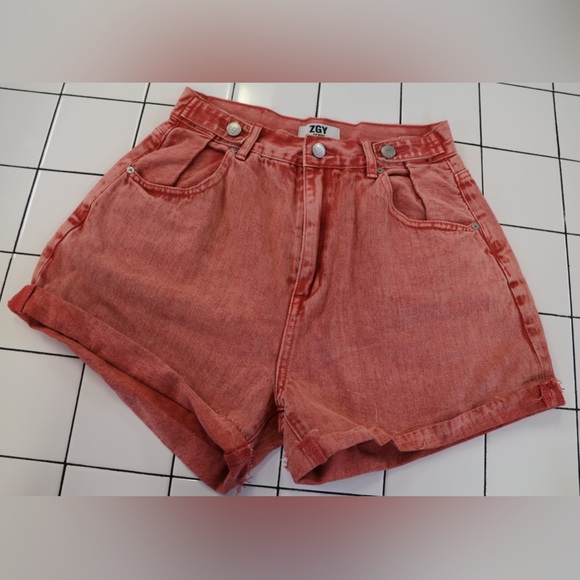 Zgy Denim Washed Red Super HiRise Loose 100% Cotton Raw Edge Jean Shorts Size 30 - Picture 1 of 8